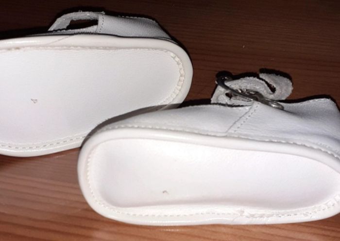 Sandalettes pour bébé t. 18 - photo numéro 4