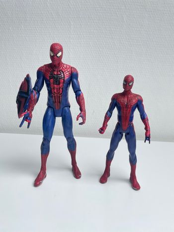 Lot de 2 Spiderman