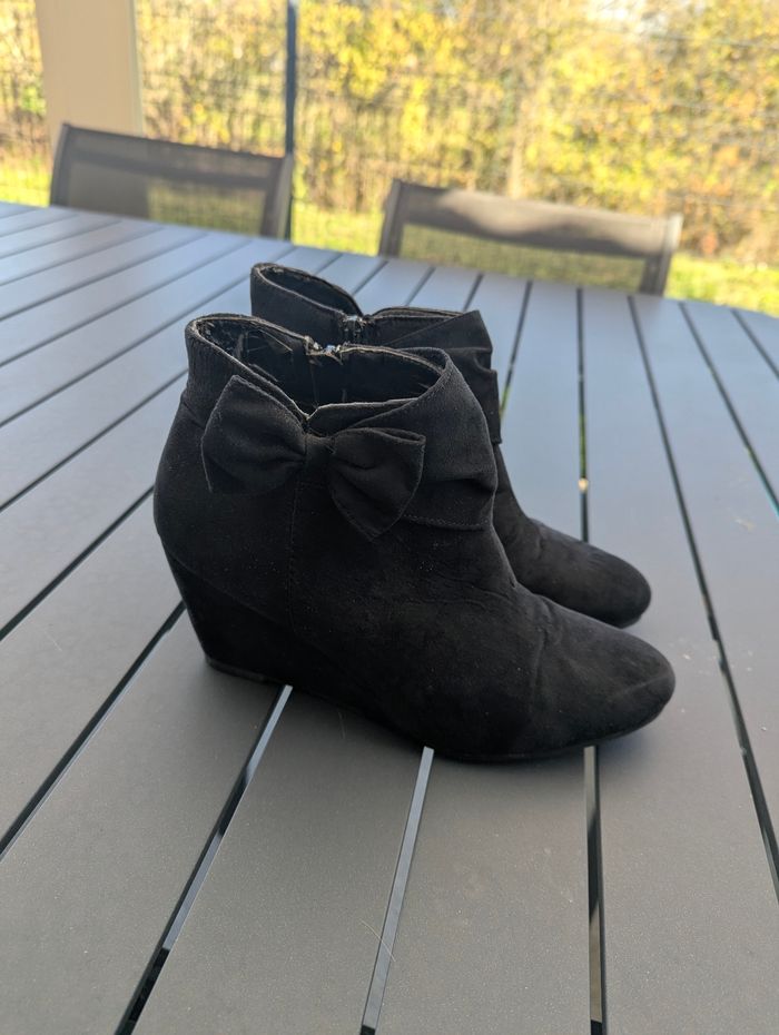 Paire de bottines en très bon état taille 40 femme - photo numéro 3