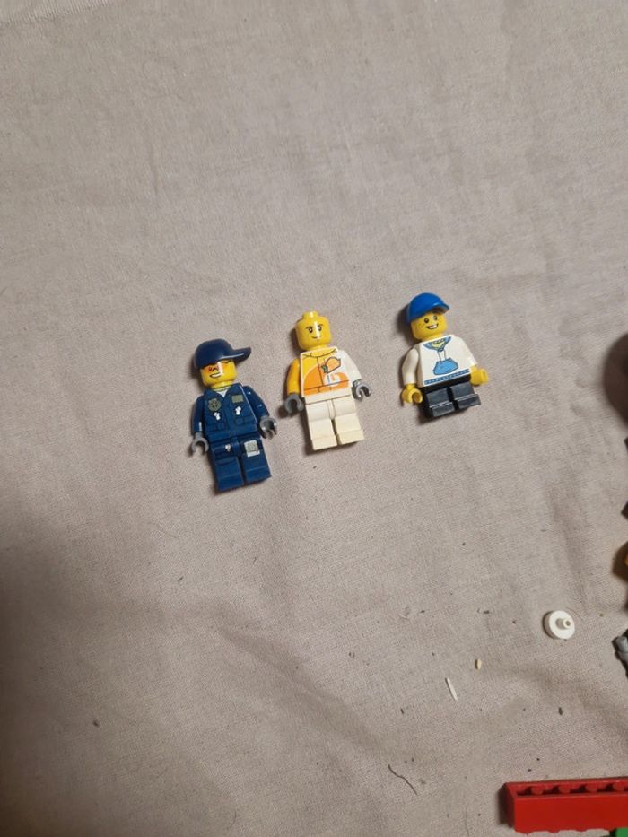 1,7 kg lego vrac tous univers + personnages A3 - photo numéro 2