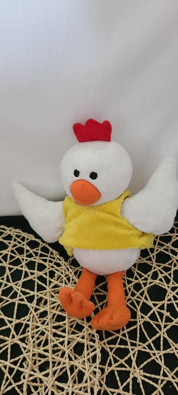 doudou poule mila