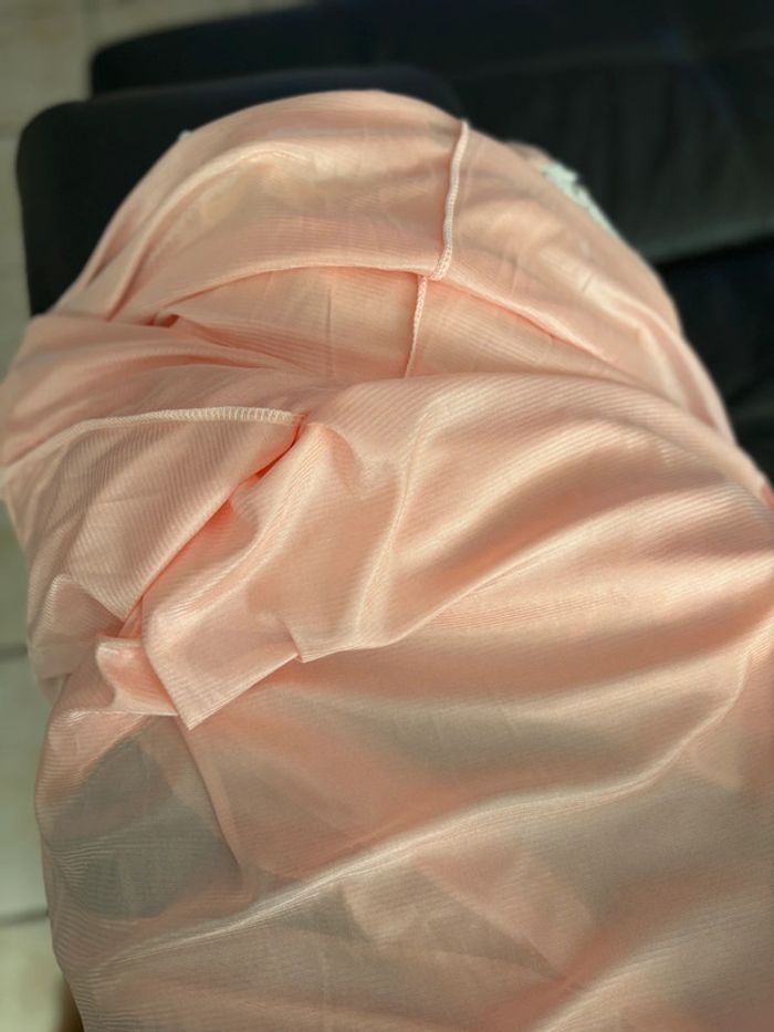 Robe longue - dentelle - blanche/rose pale - taille 38/M - neuve jamais portée - photo numéro 6