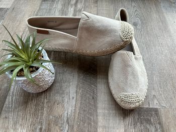 - Espadrilles beige   - Pointure 37 - Neuf avec étiquette