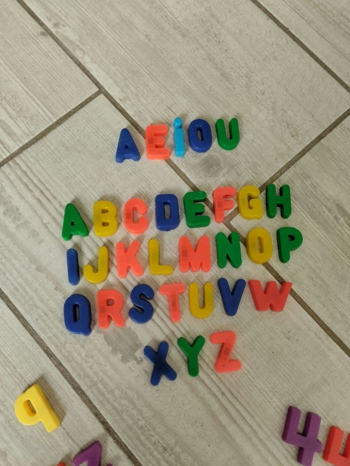 Lot de chiffres et lettres aimantés 💜 - photo numéro 2