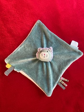 Moulin Roty doudou plat chat gris vert  les pachats 