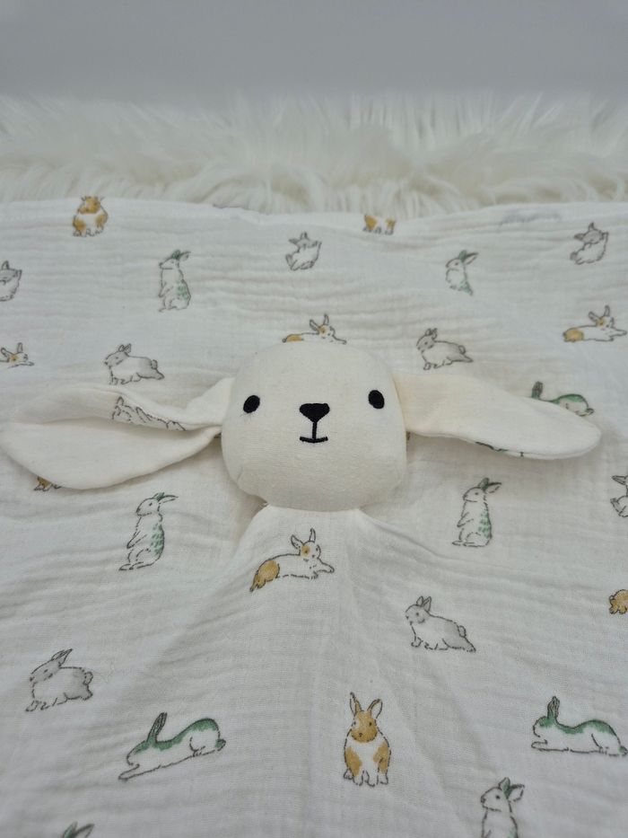 Doudou plat lange Lapin Mouton blanc motifs Bout’Chou Monoprix - photo numéro 3