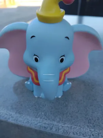 Figurine dumbo