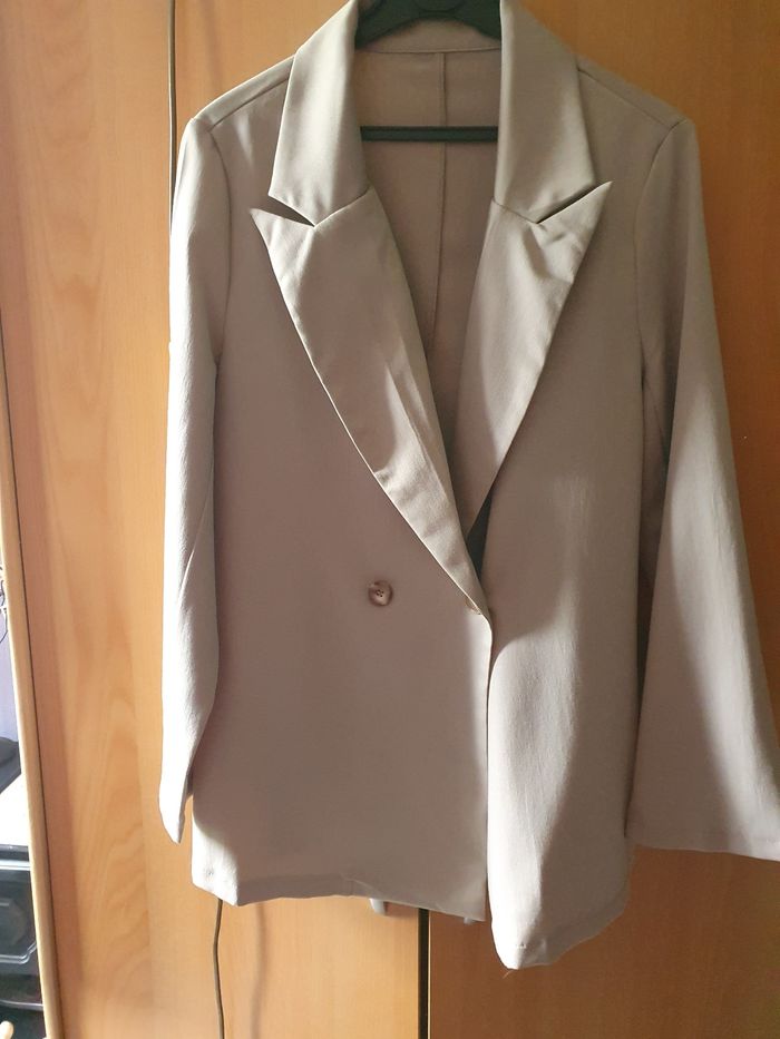 Tailleur short - photo numéro 2