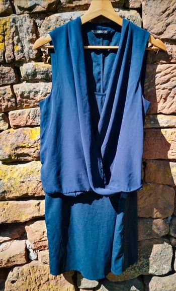 Robe courte Only taille 38 bleu marine