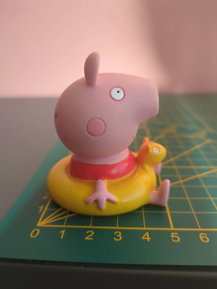 Figurine Peppa Pig - photo numéro 2