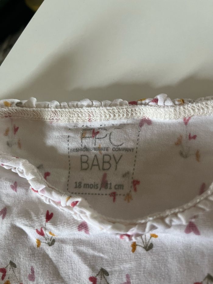 Robe fleuri 18 mois - photo numéro 2