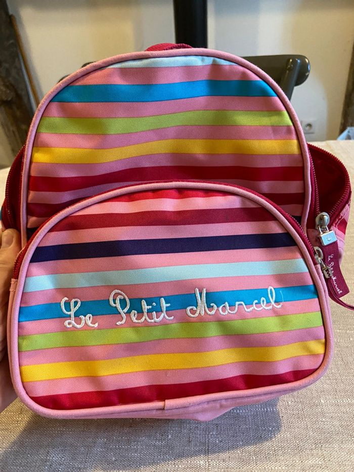 Sac à dos petite fille rayé rose Le Petit Marcel