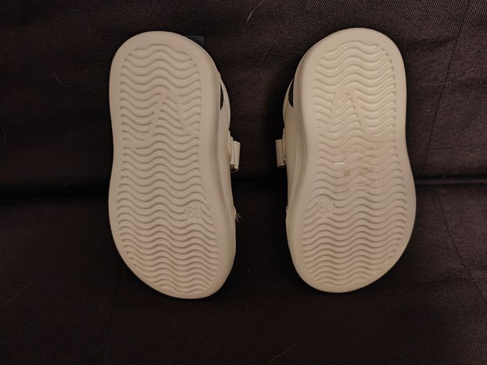 Basket taille 19 - photo numéro 2