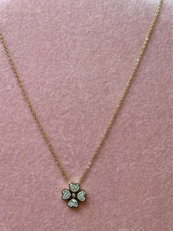 Collier chaîne réglable acier inoxydable or trèfle cristaux blancs