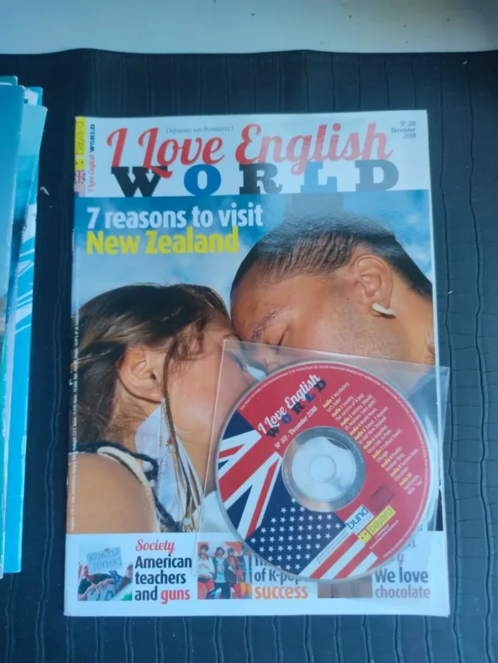 1 an d'abonnement i love english world janvier à décembre 2018 + cadeau - photo numéro 11