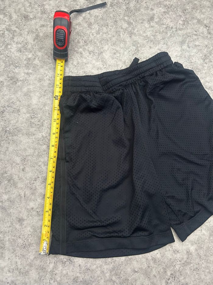 Short Nike noir enfant taille 10-12 ans / M enfant - photo numéro 7