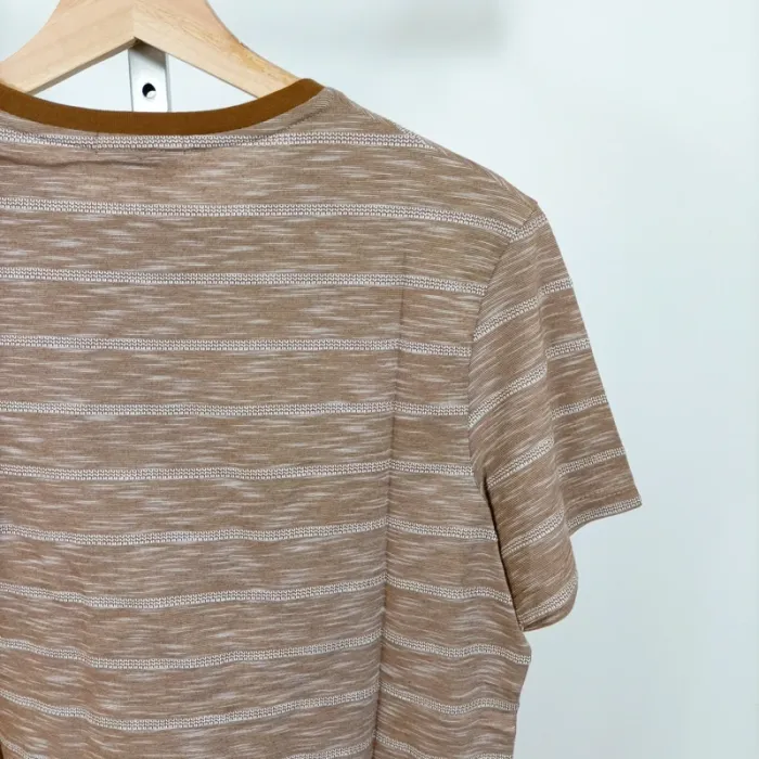 T-shirt Bizzbee rayé marron et beige col contrasté – neuf – taille M A1012 - photo numéro 10
