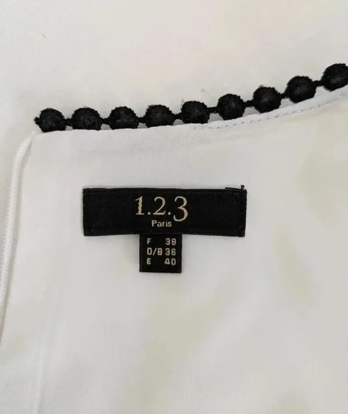 Robe chic avec broderie - 123 - taille 38 - photo numéro 4