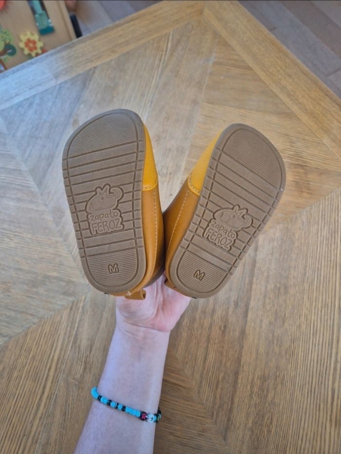 Zapato feroz taille M - photo numéro 2