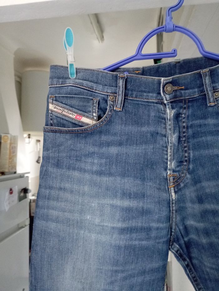 Jean  Diesel taille 40 - photo numéro 4