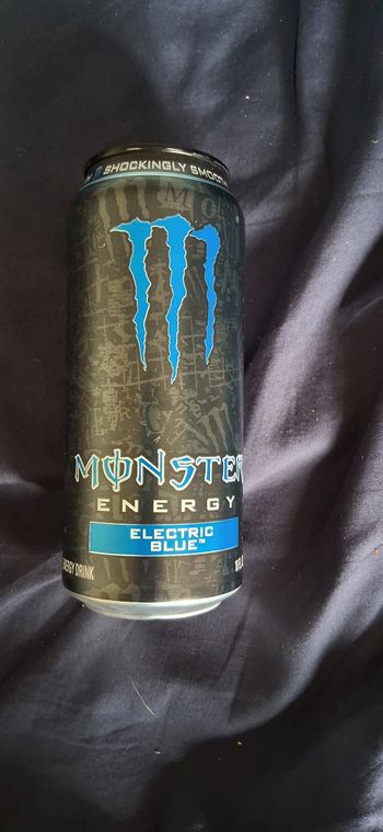 Canette Monster energy 