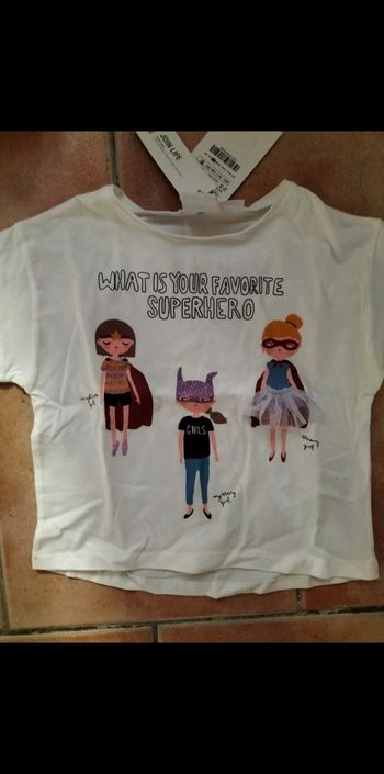 Tee shirt Zara neuf
