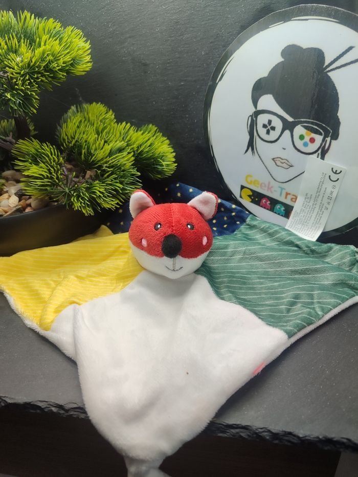 Doudou plat renard rouge bleu vert jaune blanc rayé étoiles dynamic Venture Srl