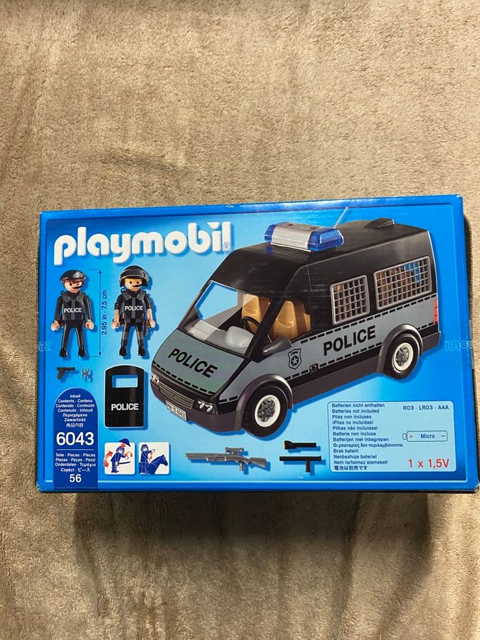 Playmobil - 6043 - Voiture de Patrouille de la Police avec Son et lumière neuf - photo numéro 2