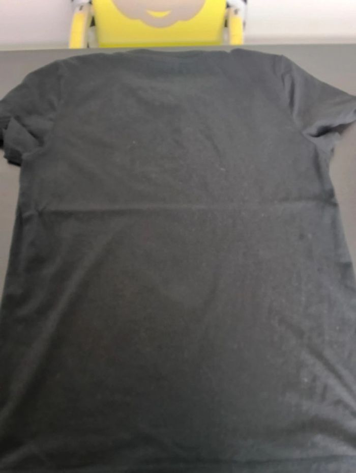 T-shirt manche courte la casa de papel L - photo numéro 3