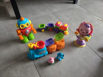Lot de jouets : Hula-hoop le lion