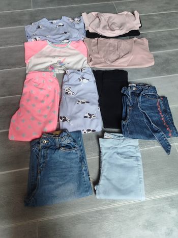 Lot de vêtements en 8/9 ans