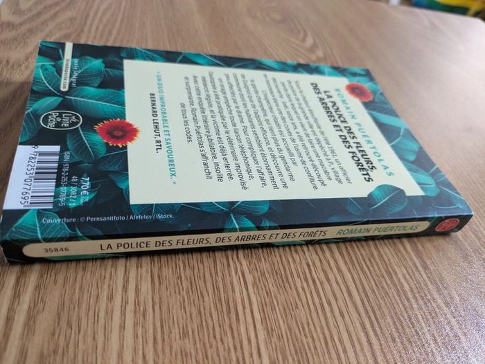 La police des fleurs, des arbres et des forêts - format poche - photo numéro 4