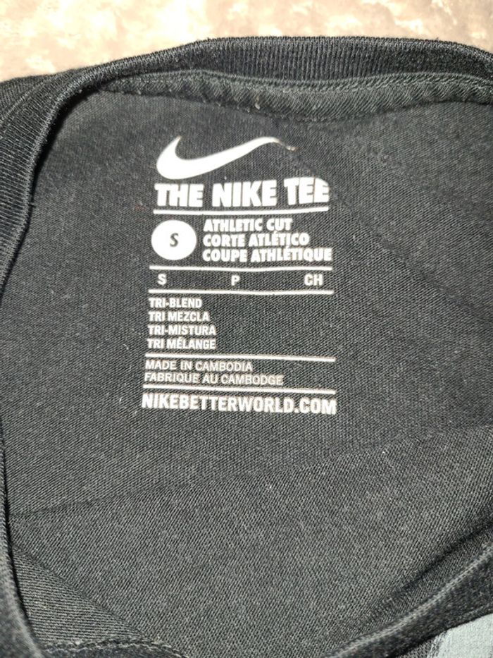 Tee-shirt nike - photo numéro 4