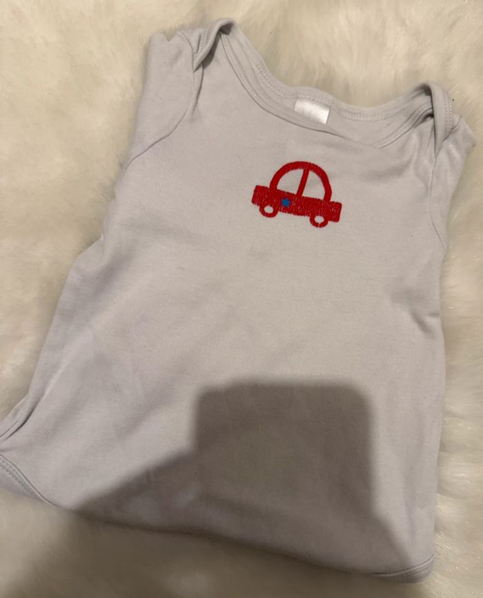 Bodies - photo numéro 3