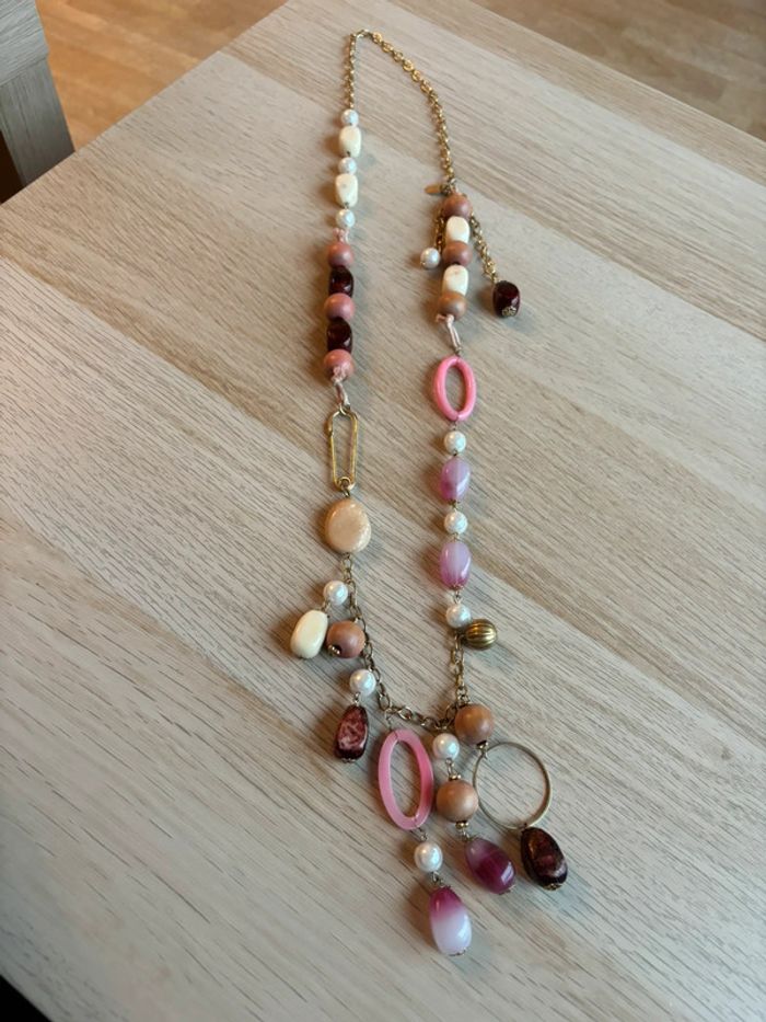 Collier doré et rose - photo numéro 2