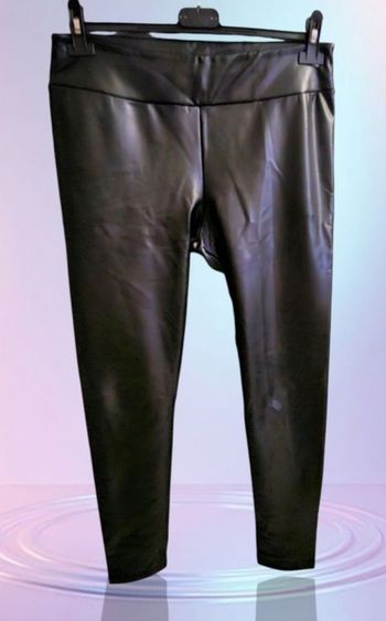 Magnifique pantalon / leeging simili cuir