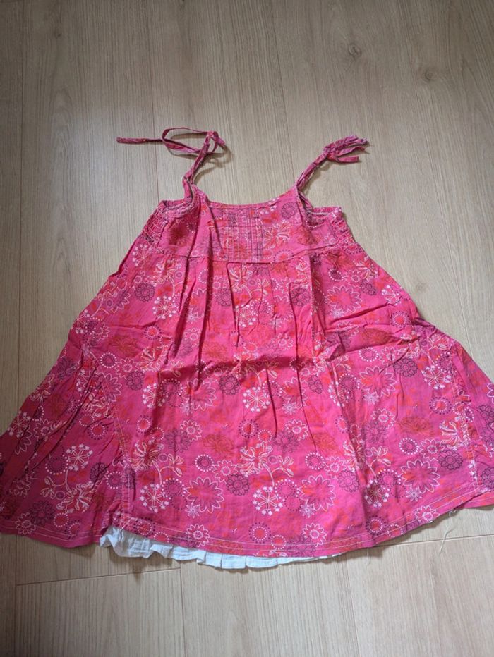 Gros lot robes fille 5 ans, pantacourt et chemise de nuit - photo numéro 16