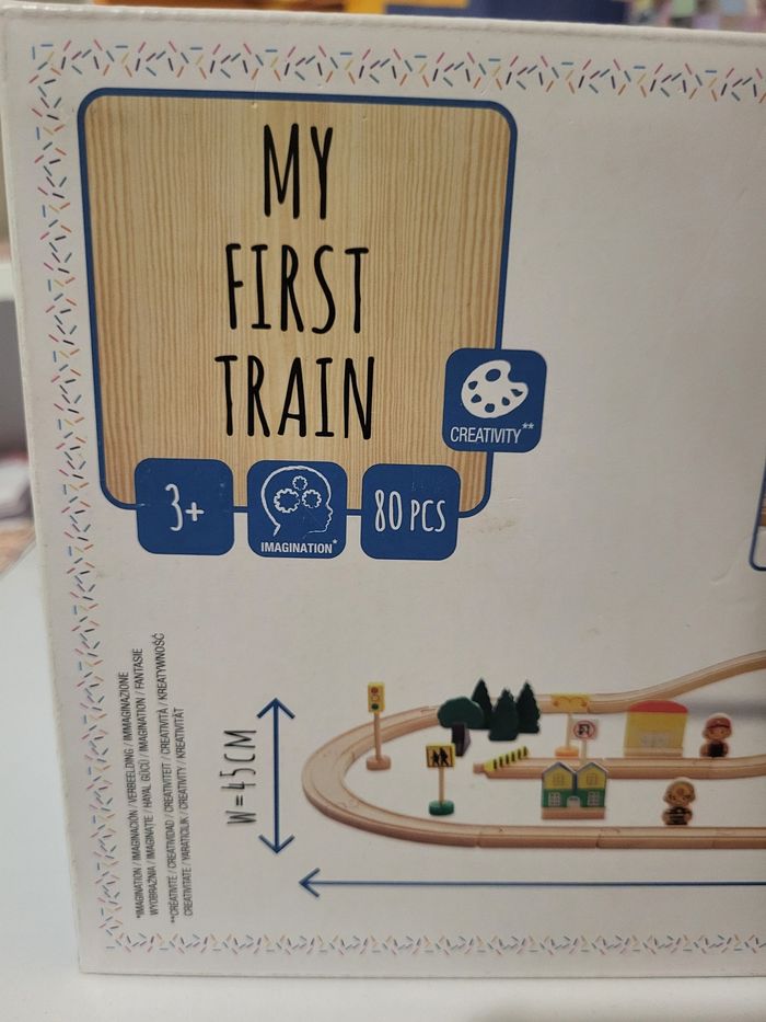 Train en bois - photo numéro 2