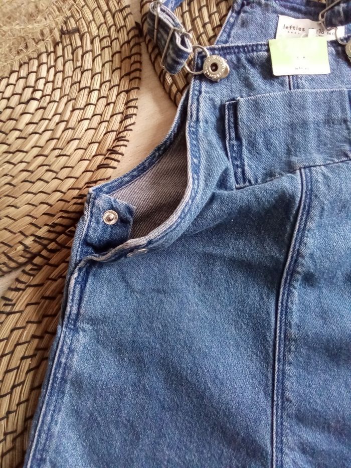 Salopette courte en jean + tee shirt blanc neufs Lefties taille 12/18 mois - photo numéro 7