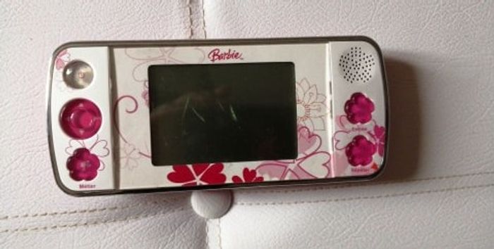 Jolie console de jeux portable - photo numéro 3