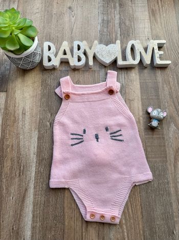 - Barboteuse    - 9 mois - Très bon état 