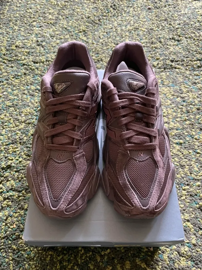 New Balance 9060 Brown - photo numéro 11