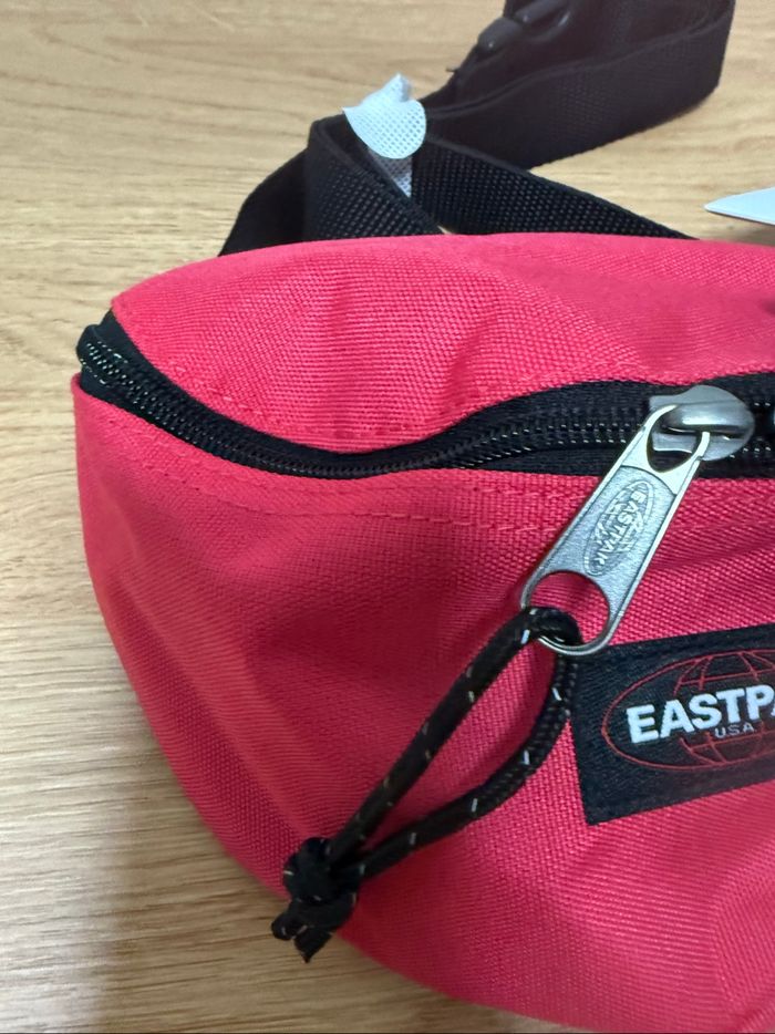 Sac banane eastpak neuf - photo numéro 5