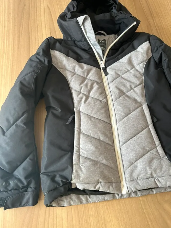 Manteau d’hiver mc kinley 8 ans - photo numéro 2
