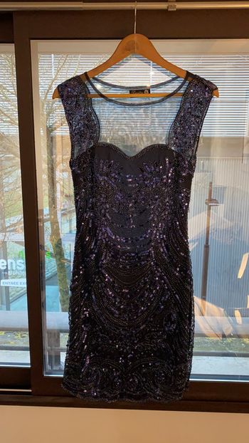 Robe cocktail sequin bleu marine