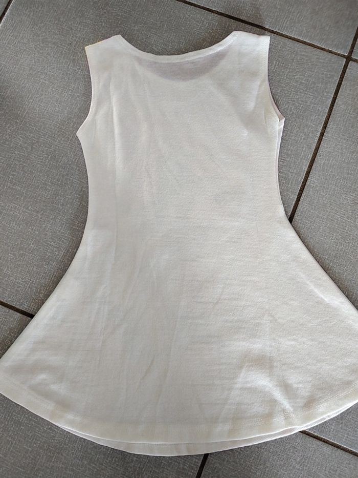 Robe sans manche licorne T.4 A - photo numéro 2