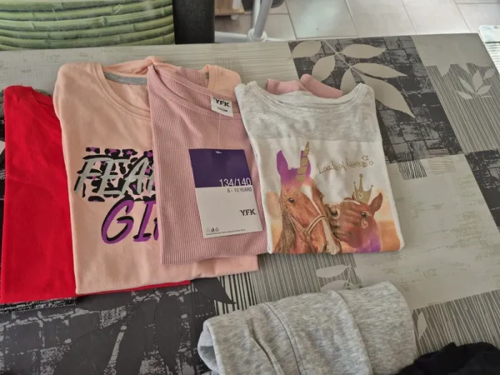 Gros lot vêtements 8/10 ans - photo numéro 7