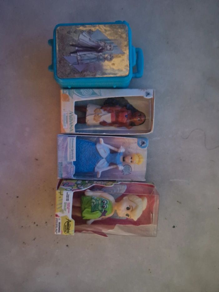 Mini brands disney princesses