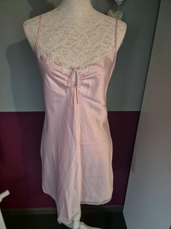 Nuisette rose soie taille 40