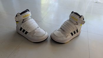 Basket enfant adidas taille 26 